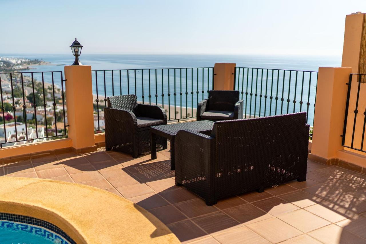 Chalet Con Vistas Al Mar Y Piscina Мохакар Екстериор снимка