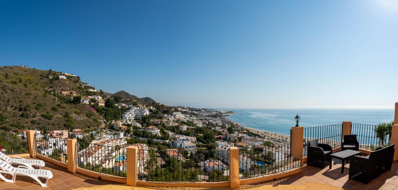 Chalet Con Vistas Al Mar Y Piscina Мохакар Екстериор снимка