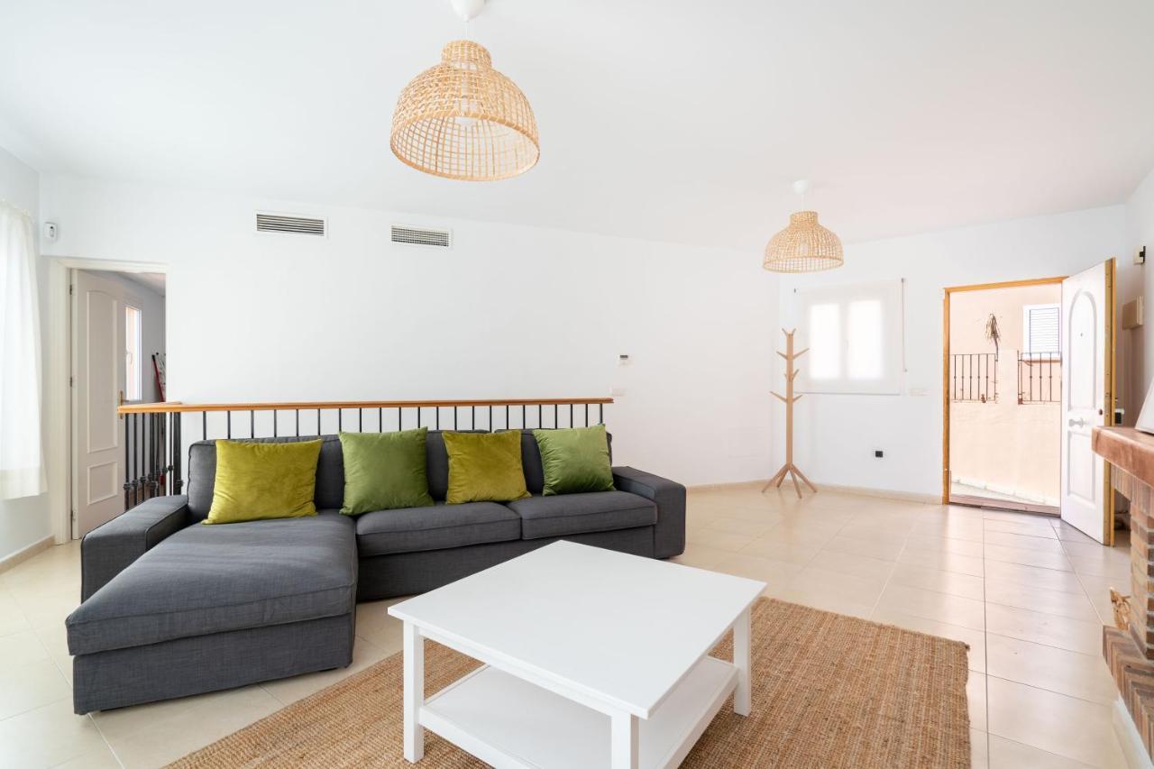 Chalet Con Vistas Al Mar Y Piscina Мохакар Екстериор снимка