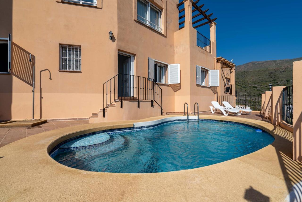 Chalet Con Vistas Al Mar Y Piscina Мохакар Екстериор снимка